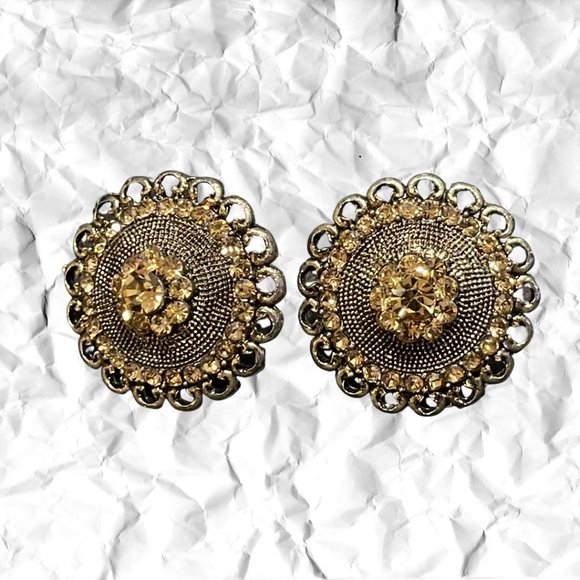 Ethnic Stud like earrings with gold color stones - Picture 2 of 2